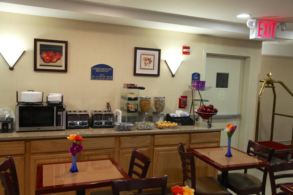 Corona Hotel New York - Laguardia Airport Exterior photo